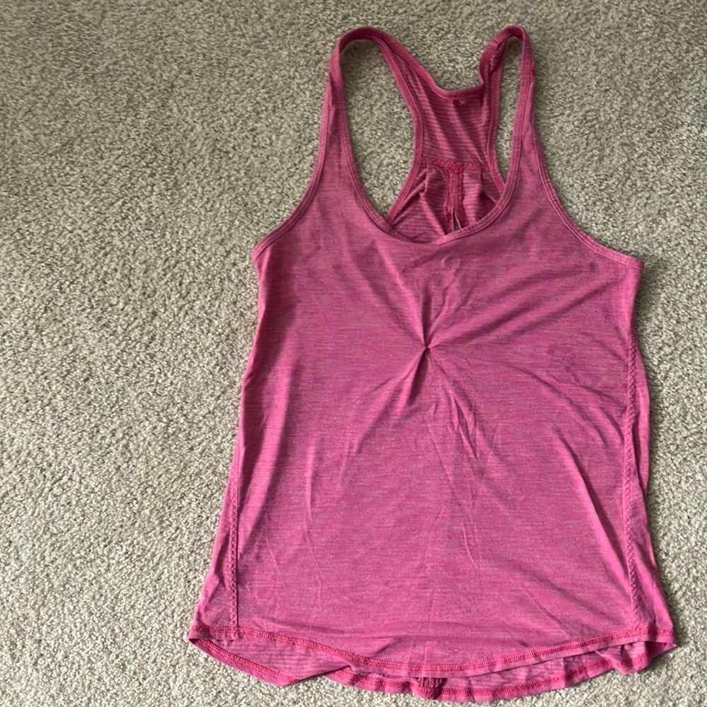 Lululemon pink tank S/M